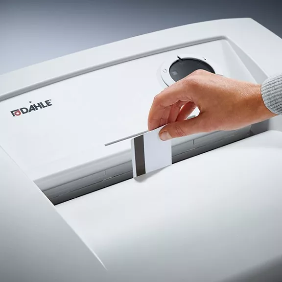 Iratmegsemmisítő DAHLE 50314 konfetti P4 17 lap Iratmegsemmisítő DAHLE 50314 konfetti P4 17 lap