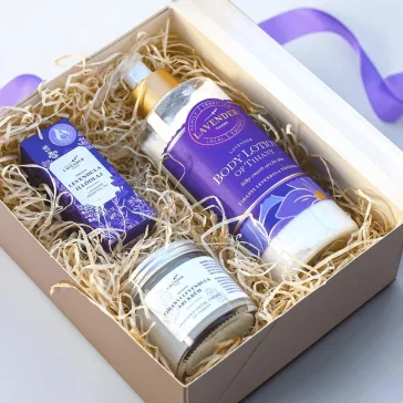 Ajándékcsomag LAVENDER TIHANY Rituals box 3 darabos
